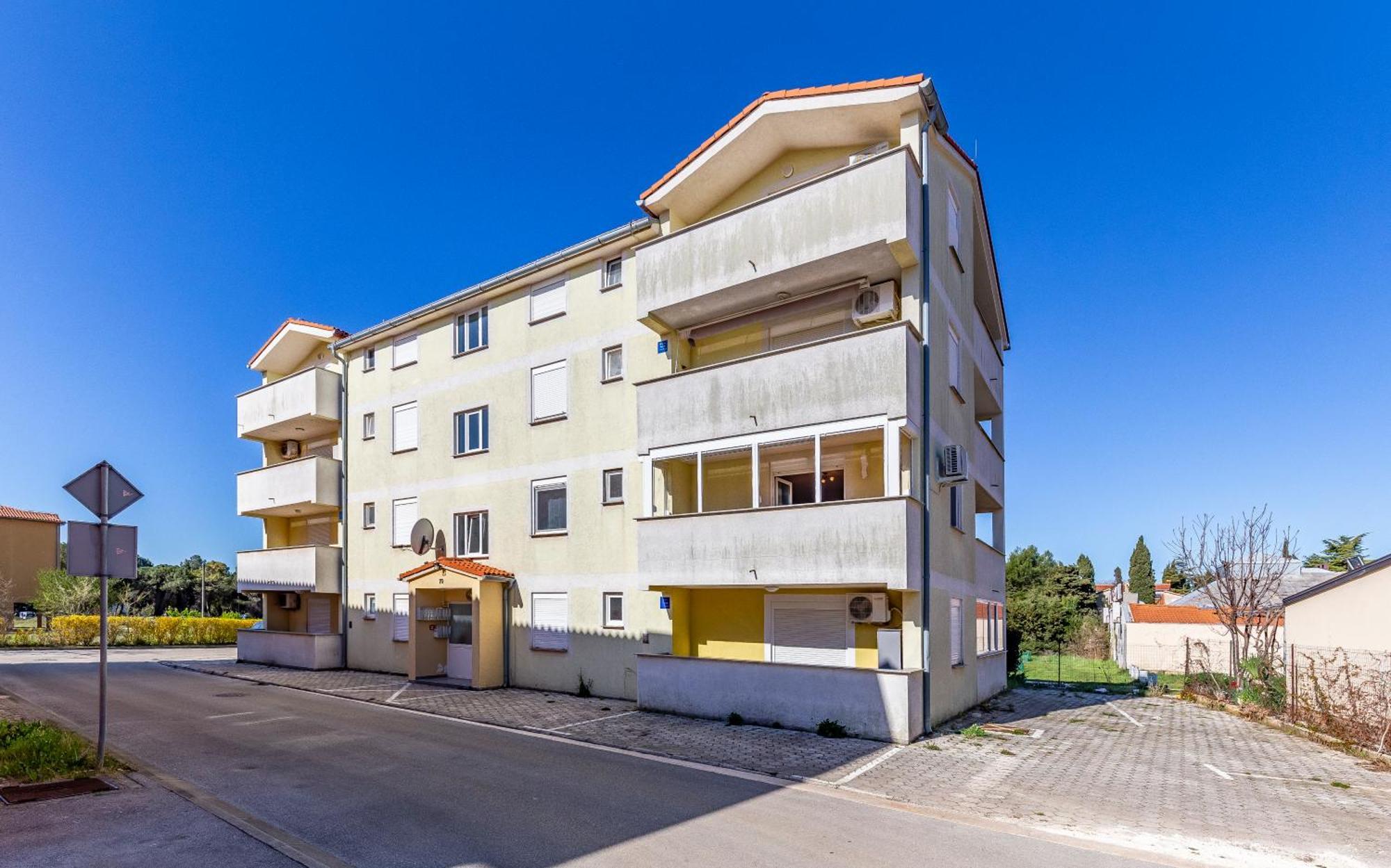 מדולין Apartment Lola מראה חיצוני תמונה