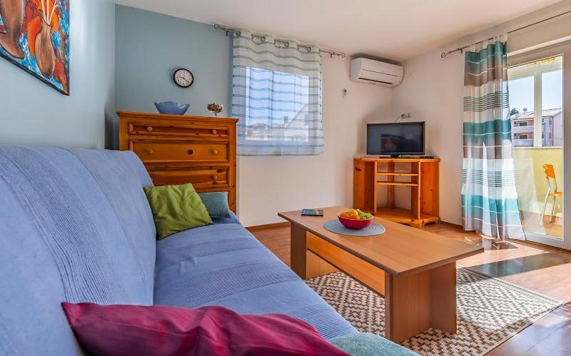 מדולין Apartment Lola מראה חיצוני תמונה